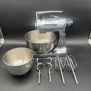 Working Vintage Sunbeam Mixmaster Stand Mixer Chrome 12 Speed with Accessories